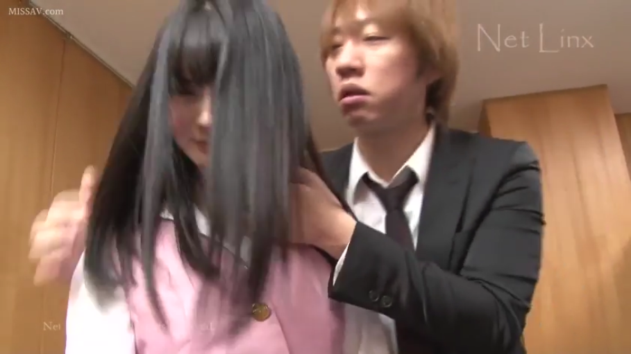 室内 · 迷离 · 站姿 · 半身 · 抚摸 · 职业制服 · 黑长直