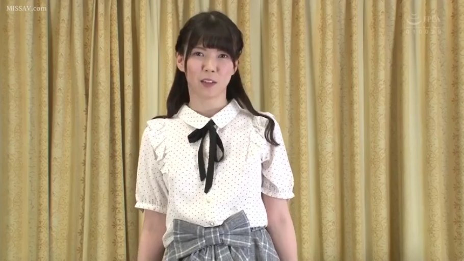 室内 · 面部 · 吊带 · 深情 · 耳语 · 依偎 · 暧昧