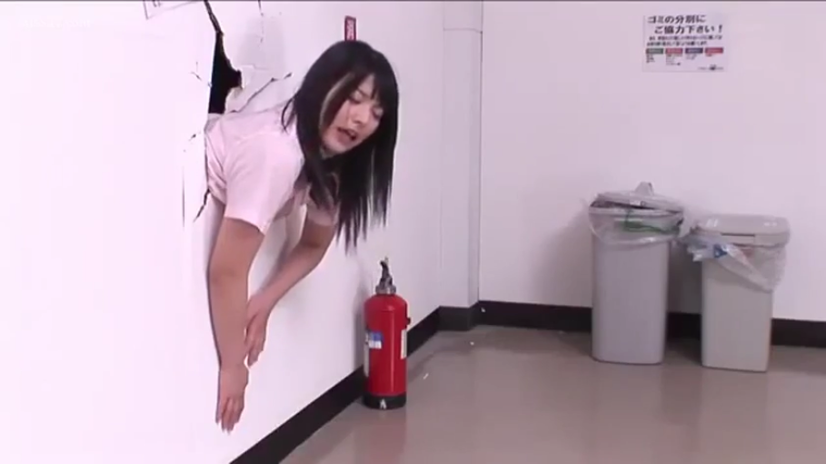 全裸 · 卧室 · 愉悦 · 全景 · 跪姿 · 多人性行为 · 三人