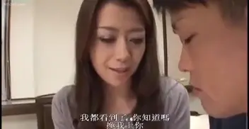 Indoor · Serious · 面部特写 · Gray top · Chinese subtitles · 挑逗 · 对坐