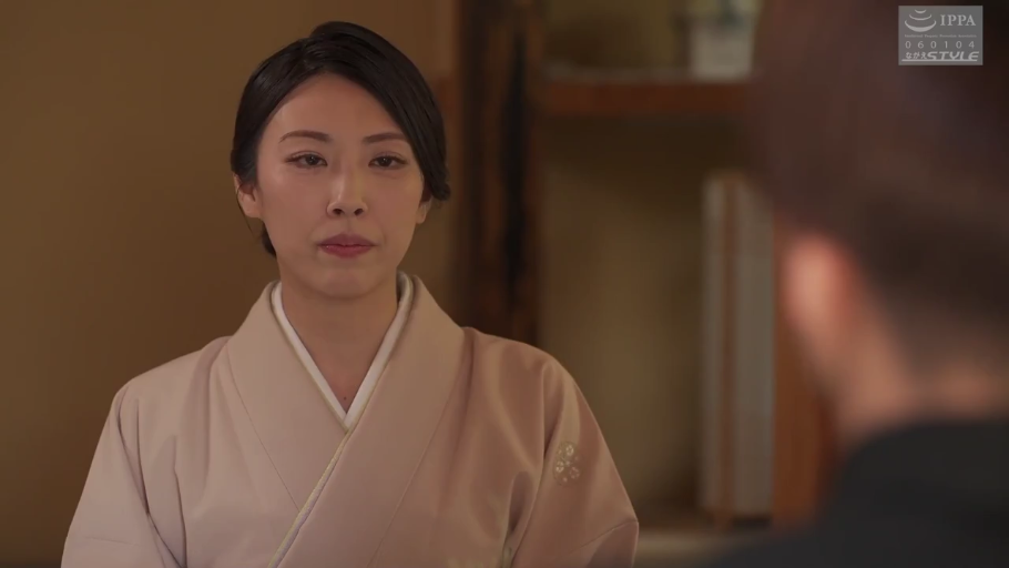 端庄 · 榻榻米 · 远景 · 深色学生制服 · 纸张 · 相对而坐 · 传统日式房间 · 正坐（跪坐）