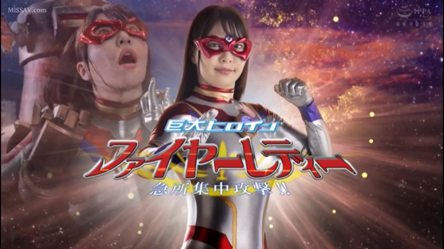 半身 · 影棚 · 自信微笑 · 英雄站姿 · 特摄Cosplay · 英雄紧身衣 · 亮相摆拍 · 英雄面具