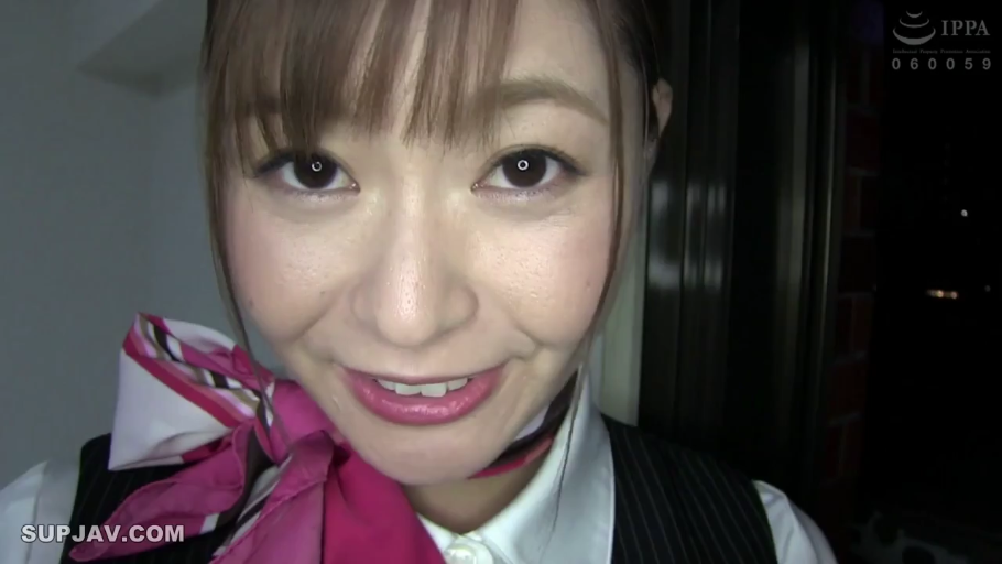 室内 · 顔部のクローズアップ · 職業制服