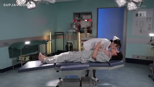 医院 · 护士服 · 中景 · 陶醉 · 接吻 · 制服诱惑 · 躺卧 · 医疗器材