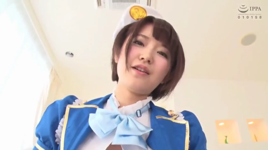 室内 · 自慰 · 条纹袜 · 快感 · 下体特写 · 低角度 · 大开腿