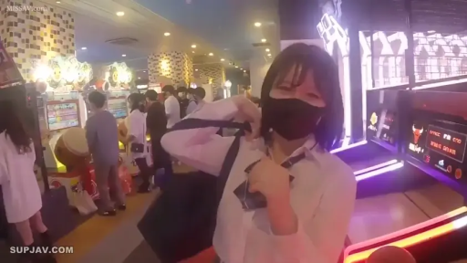 室内 · 全裸 · 迷离 · 多人 · 群交 · M字开腿 · 阴部