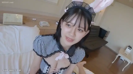 室内 · 仰卧开腿 · 销魂 · 多人 · 绿植 · 胸部与私处 · 紫色内裤 · 揉胸与指交
