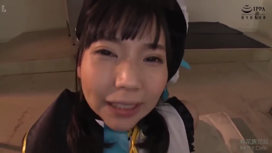 室内 · 脸部特写 · 注视 · 清纯 · 正面 · 不详 · 灿烂笑容