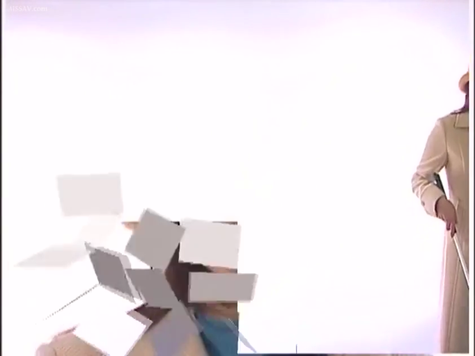 站立 · 全景 · 平静 · 白色背景 · 米色风衣 · 持物 · 细长棍 · 碎片效果