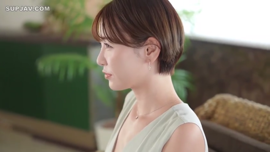 性交 · 站立 · 连体紧身衣 · 教室 · 全景 · 课桌 · 蒙面 · 痛苦