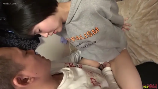 Investment · Bedroom · Medium shot · Straddle · 短发 · Intimate Contact · 连帽衫