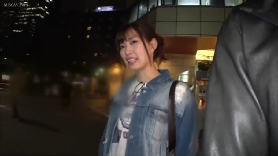 办公室 · 办公桌 · 性行为 · 中景 · 蓝色蕾丝文胸 · 欢愉 · 金发 · 趴伏姿势