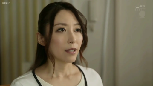 室内 · 座り姿勢 · 顔 · 护士服 · 対話 · 熟女 · 平和