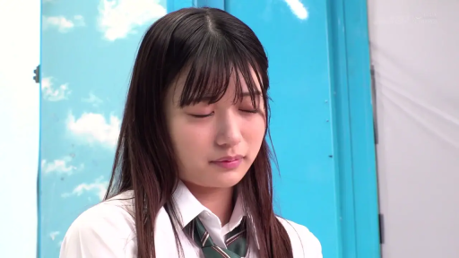 室内 · 脸部特写 · 站立 · JK制服