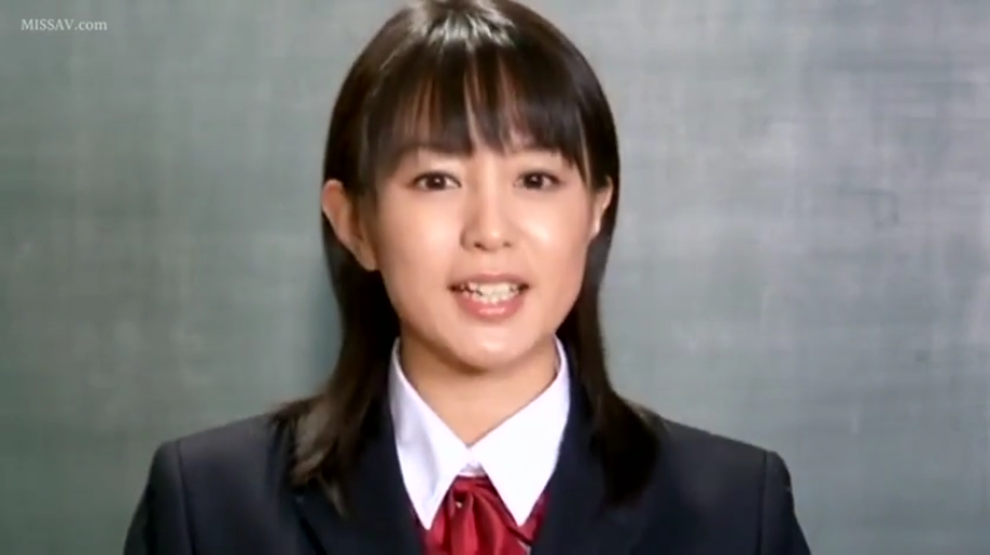中景 · 微笑 · 楼梯间 · 休闲装 · 拍照 · 多人合照 · 站立合围