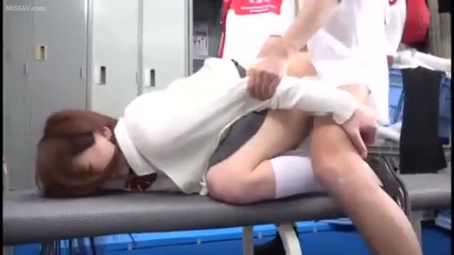 性交 · 迷离 · 躯干 · 后入式 · 更衣室 · JK制服 · 长凳 · 成人