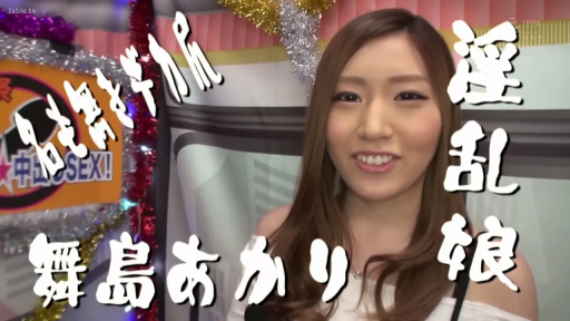 室内 · 面部特写 · 正面 · 露肩装