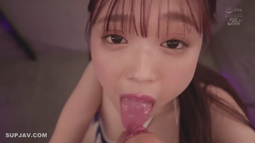 室內 · 面部特寫 · 俯拍 · 挑逗 · 吐舌 · 死库水 · 第一人稱 · 紫色氛围灯