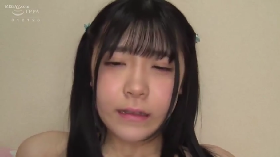 室内 · 顔部のクローズアップ · 全裸 · カメラに向かって · 水印 · 失神 · 发卡 · 性反应