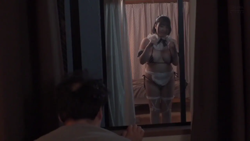 全身 · 卧室 · 站姿 · 微笑 · 偷窥视角 · 女仆装 · 镜子 · 照镜子