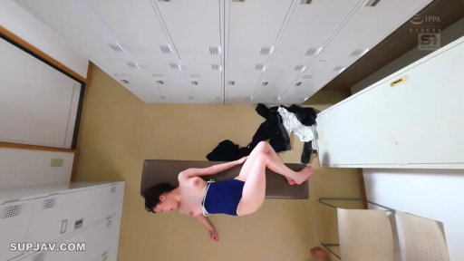 更衣室 · 死库水