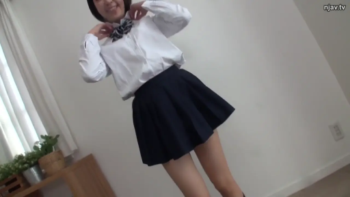 室内 · 全身 · 站姿 · 微笑 · JK制服 · 领结 · 短发 · 整理领结