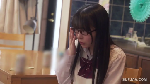 室内 · 坐姿 · 眼镜 · 专注 · 半身 · JK制服 · 黑长直 · 扶眼镜