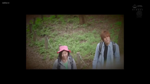 自然 · 行走 · 背包 · 户外场景 · 户外森林 · 休闲登山服 · 远足