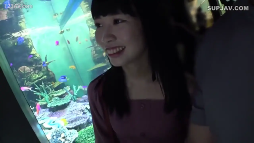 性交 · 卧室 · 床 · 成人内容 · 渔网袜 · 下半身特写 · 欢愉 · 抬腿姿势