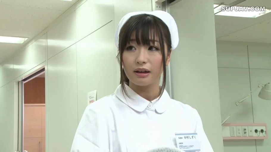 床 · 腿部 · 黑色长袜 · 制服 · 强迫 · 茫然 · 抬腿 · 少女