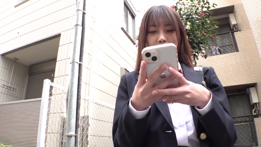 胸部 · 全裸 · 卧室 · 销魂 · 床 · 跪姿 · 抚摸 · 双人