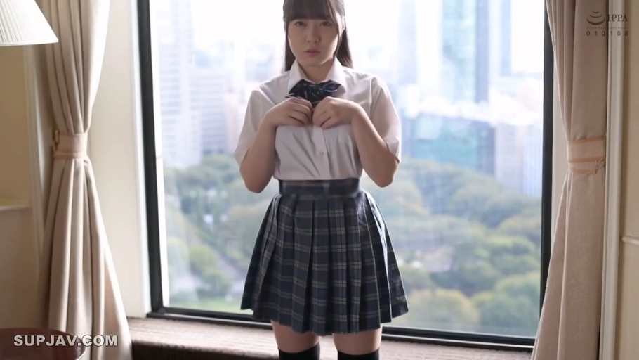 胸部 · 站立 · 迷离 · 房间 · 多人 · 痴汉 · 休闲服 · 震动器