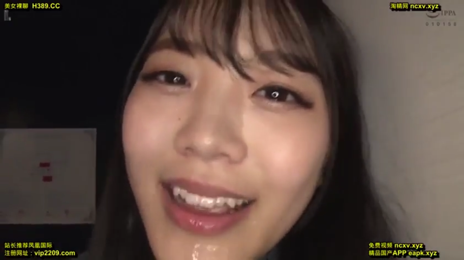 室内 · 脸部特写 · 正面