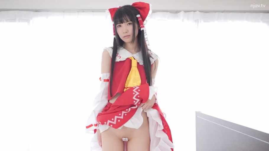 室内 · 全身 · 站立 · 平淡 · 掀裙 · 二次元 · 夹子 · 动漫Cosplay服