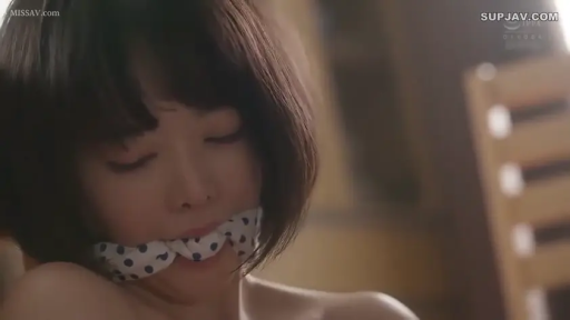 室内 · 顔のクローズアップ · 裸体 · BDSM · 忍耐 · 塞口 · 受缚姿势 · 口塞布