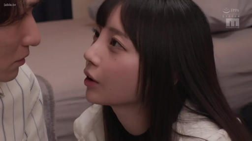 室内 · 脸部特写 · 条纹衬衫 · 对视 · 认真 · 面对面 · 日本AV