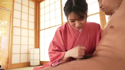 专注 · 马赛克 · 跪姿 · 手交 · 日式和室 · 阴茎特写 · 粉色和服