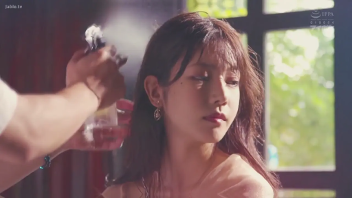 室內 · 單人 · 誘惑 · 上半身 · 內衣 · 挑逗 · 斜靠