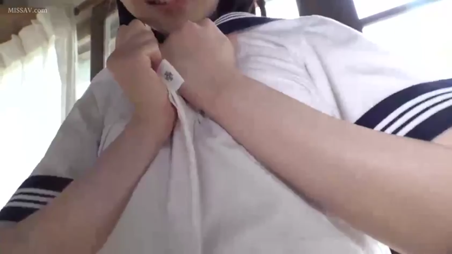 室内 · 胸部 · 一人称視点 · 站立 · 自然 · 水手服 · 拉扯衣领