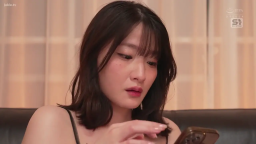 渔网连体衣 · 侧身特写 · 后入性交 · 昏暗卧室 · 趴跪位