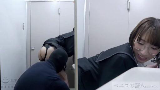 臀部 · 撅穴 · 水手服 · 洗手间