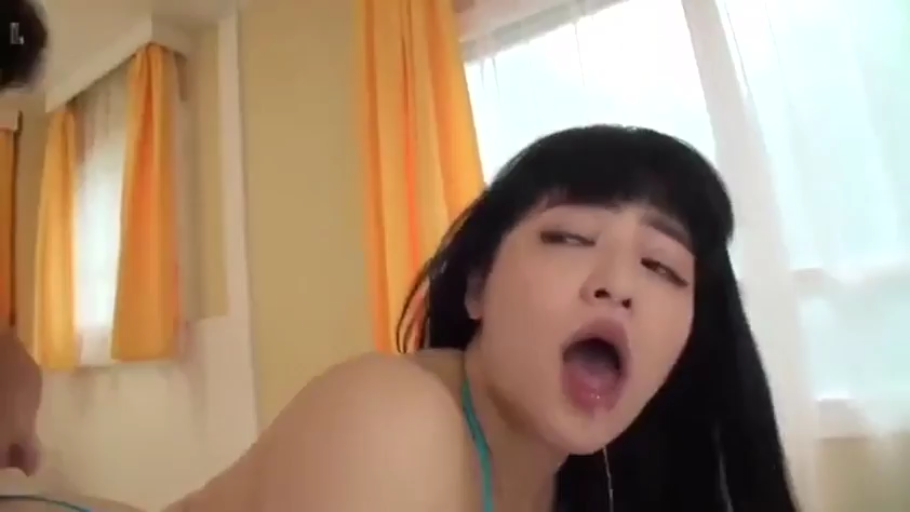 卧室 · 面部特写 · 长发 · 蓝色比基尼 · 阿嘿颜 · 正在性交 · 趴卧位