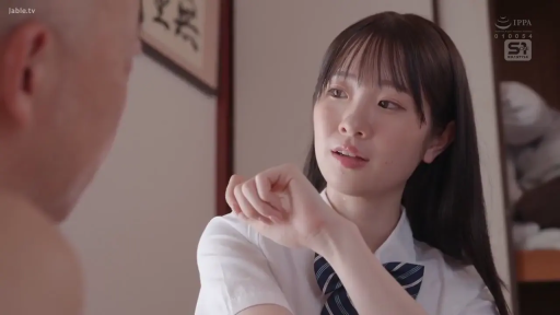 Indoor · Conversation · Tie · 专注 · Close-up of the face · 对坐 · Tie · 人物对话