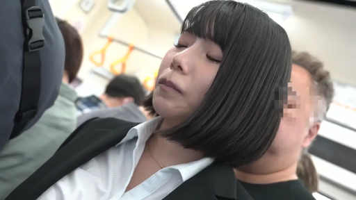 Stand · 面部特写 · Armrest · Business attire · Forbearance · 痴汉 · 电车