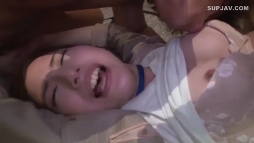 Indoor · Supine · Kiss · Pain · breast · 项圈 · 外衣