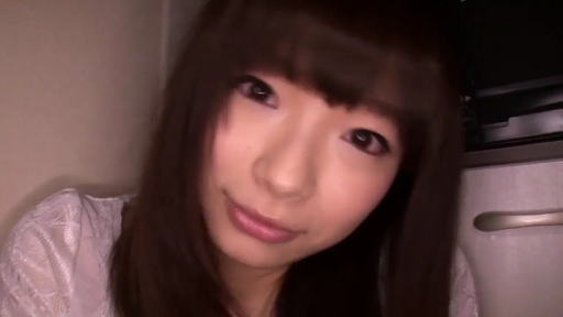 室内 · 身をかがめる · 顔 · 一人称視点 · 注視 · 诱惑 · レースのトップ