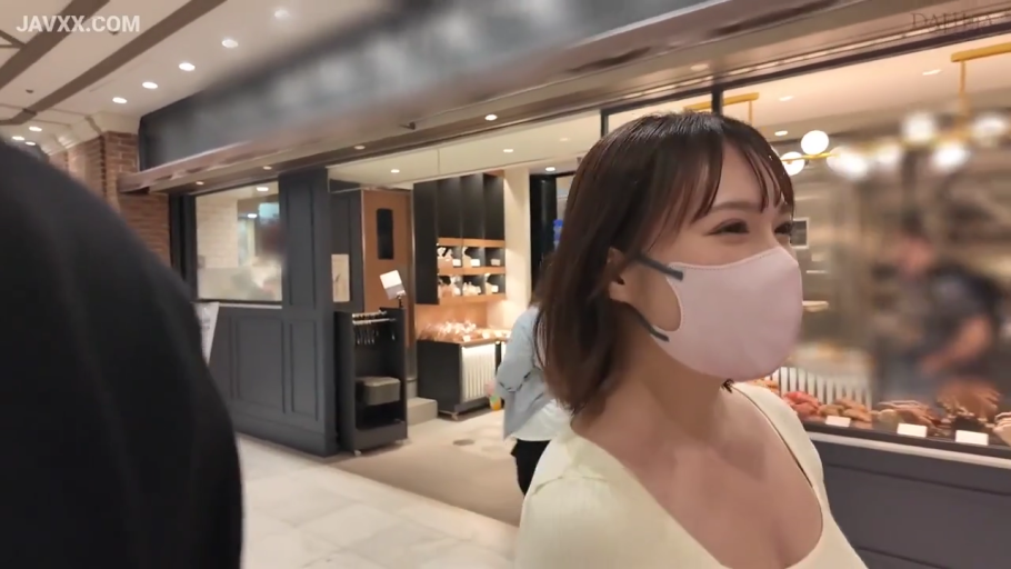 专注 · 全景 · 房间 · 行走 · 阅读 · 瑜伽垫 · 健身 · 运动装