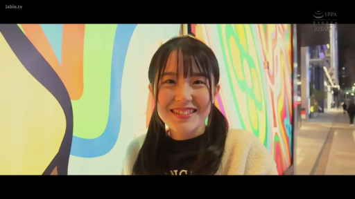 Standing Posture · Smile · Half-body · Eye contact · Outdoor · Twin tails · Casual wear