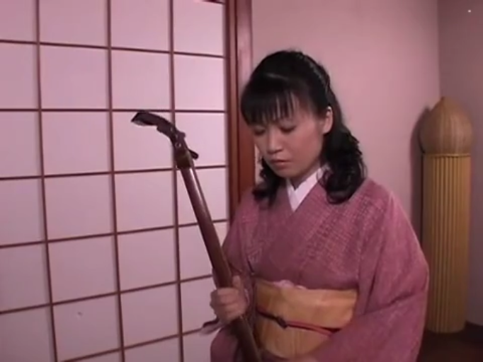 卧室 · 性交 · 胸部特写 · 呻吟 · 紫色灯光 · 趴伏 · 吊带 · 特写视角