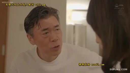 全裸 · 马赛克 · BDSM · 面部特写 · 痛苦 · 枷锁 · 木屋 · 捆绑悬挂